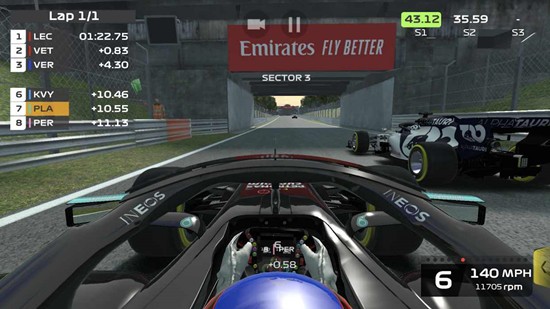 F1移动赛车无限金币版